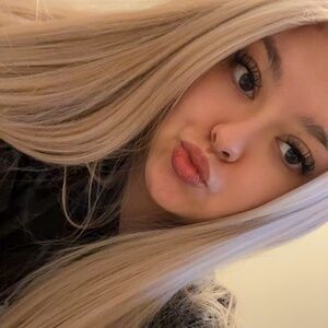 Meet your Posher, Rya